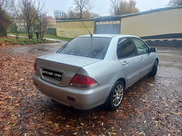 Mitsubishi Lancer, 2009г, передний привод, автомат