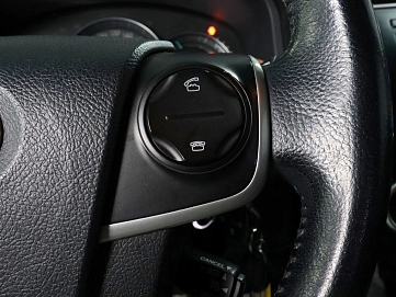 Toyota Camry, 2013г, передний привод, автомат