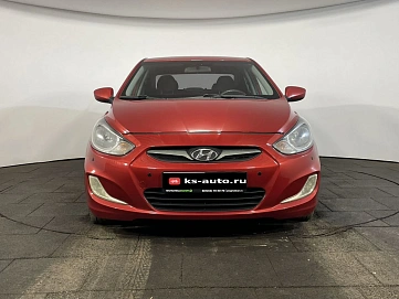 Hyundai Solaris, 2012г, передний привод, автомат