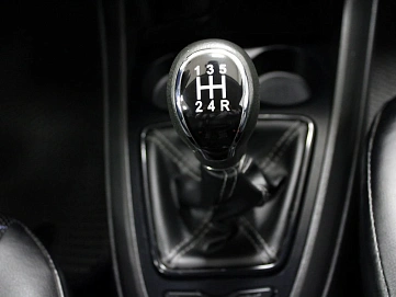 Lada (ВАЗ) Vesta, 2019г, передний привод, механика