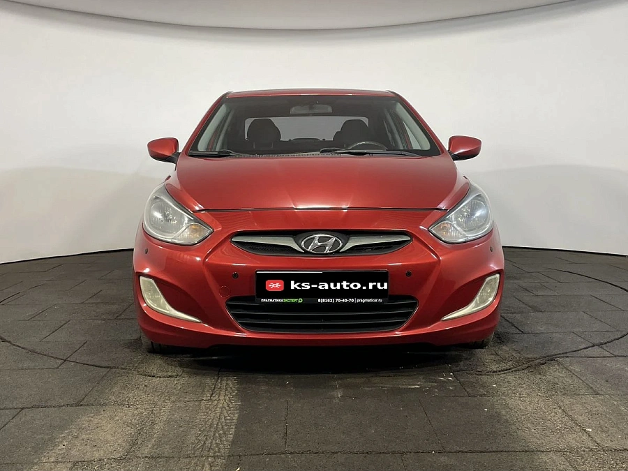 Hyundai Solaris, 2012г., передний привод, автомат