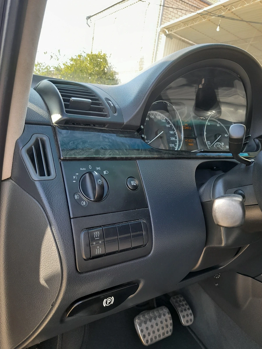 Mercedes-Benz Viano, 2012г., задний привод, автомат