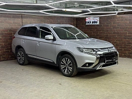 Mitsubishi Outlander, 2019г, передний привод, вариатор