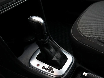 Volkswagen Polo, 2018г, передний привод, автомат