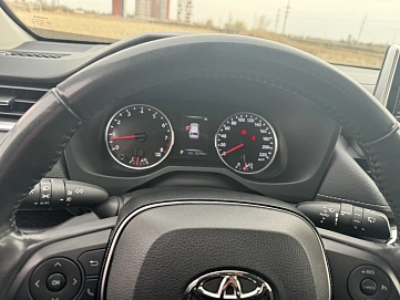 Toyota RAV4, 2021г, полный привод, автомат