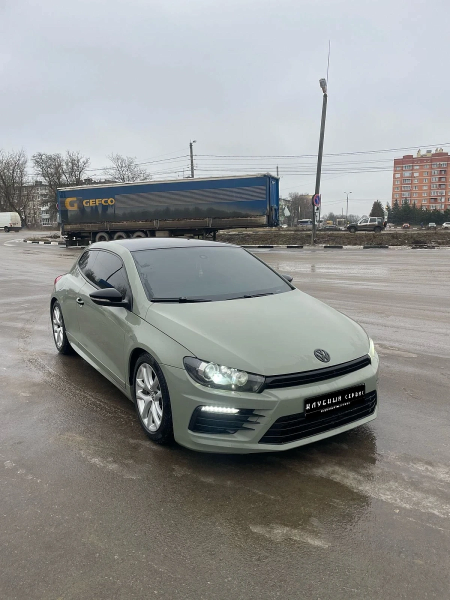 Volkswagen Scirocco, 2011г., передний привод, робот