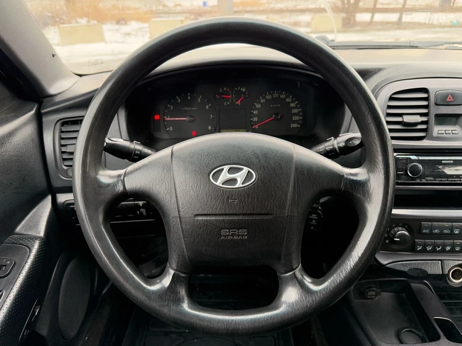 Hyundai Sonata, 2005г., передний привод, механика