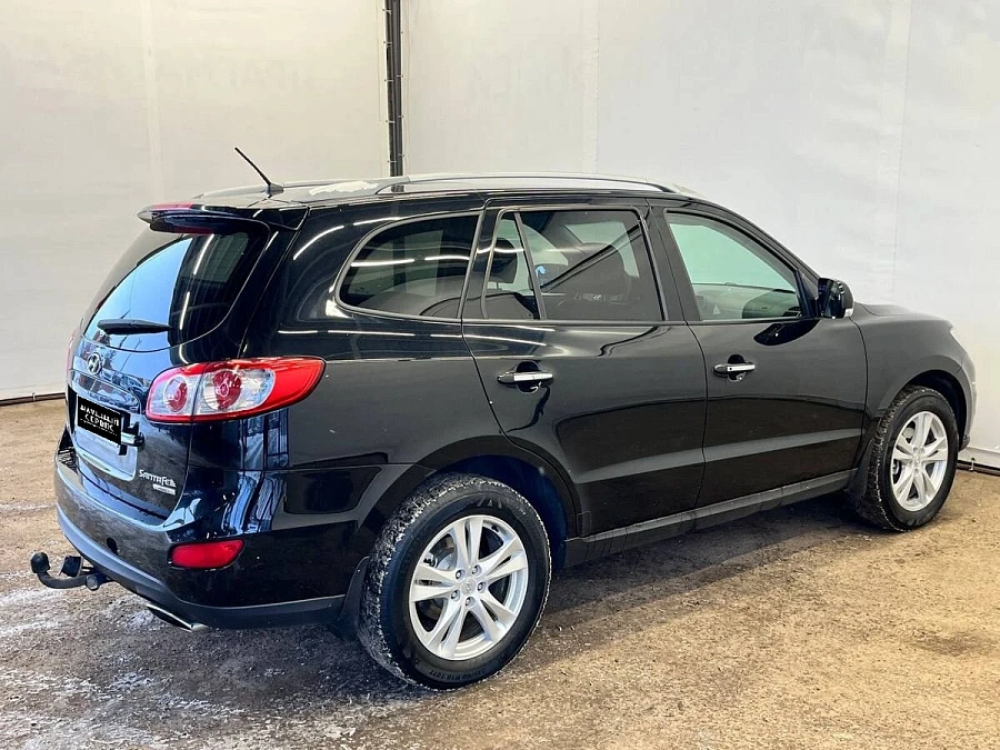 Hyundai Santa Fe, 2011г., полный привод, автомат