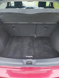 Nissan Tiida, 2015г, передний привод, вариатор