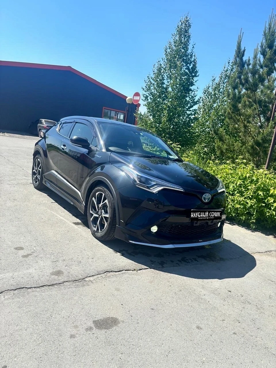 Toyota C-HR, 2017г., передний привод, вариатор