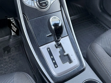 Hyundai Elantra, 2013г, передний привод, автомат