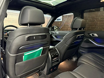 BMW X7, 2023г, полный привод, автомат