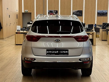 Kia Sportage, 2021г, передний привод, автомат