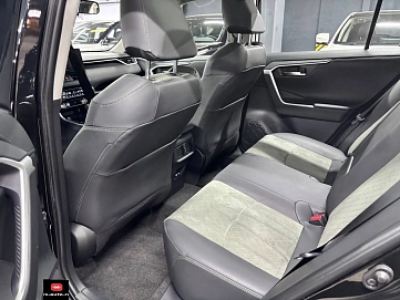 Toyota RAV4, 2025г., полный привод, вариатор