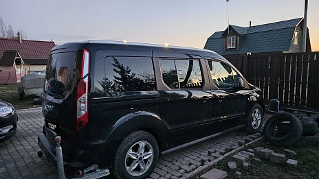 Ford Tourneo Connect, 2016г, передний привод, робот