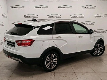 Lada (ВАЗ) Vesta, 2018г, передний привод, автомат