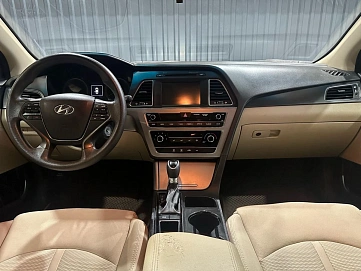 Hyundai Sonata, 2017г, передний привод, автомат