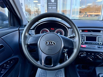 Kia Rio, 2010г., передний привод, механика