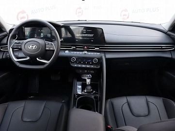 Hyundai Elantra, 2024г, передний привод, вариатор