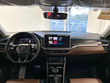 Skoda Kodiaq, 2023г, полный привод, робот