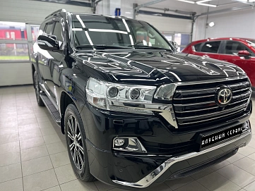 Toyota Land Cruiser, 2015г, полный привод, автомат