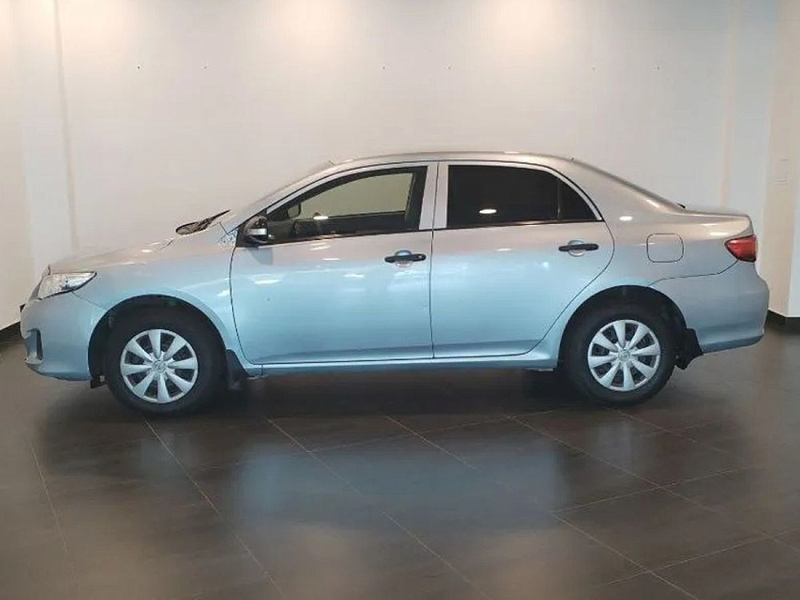 Toyota , 2010г., передний привод, механика