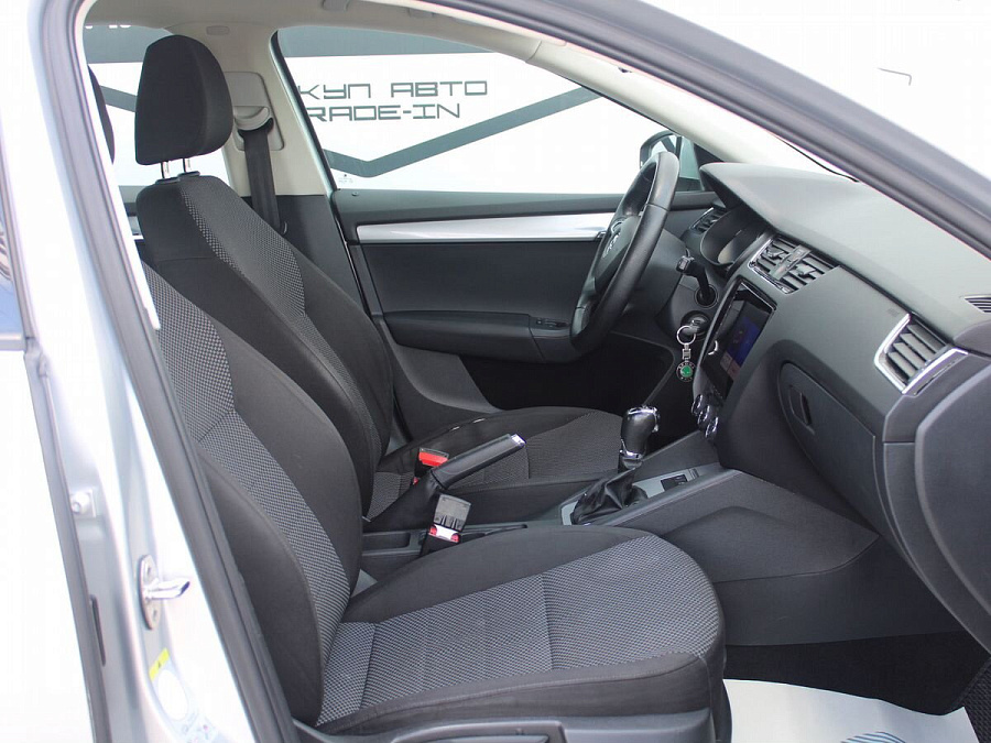 Skoda Octavia, 2014г., передний привод, робот
