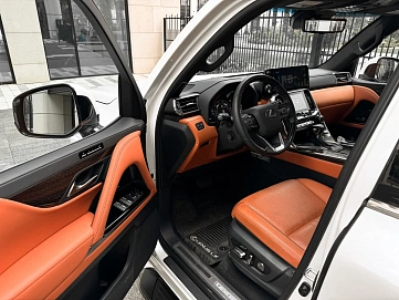 Lexus LX, 2024г, полный привод, автомат