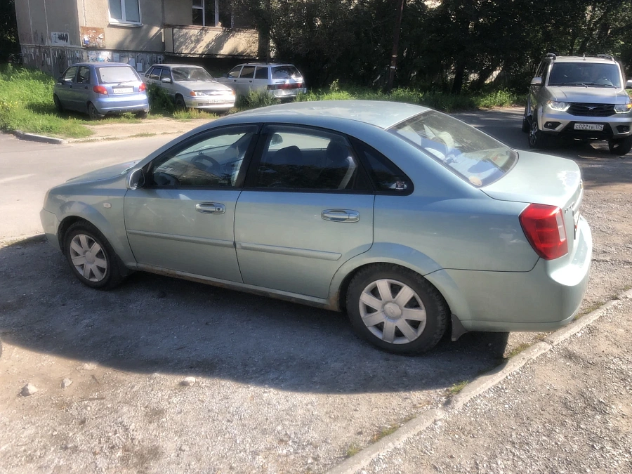 Chevrolet Lacetti, 2004г., передний привод, механика
