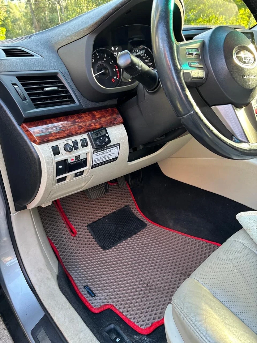 Subaru Outback, 2011г., полный привод, автомат