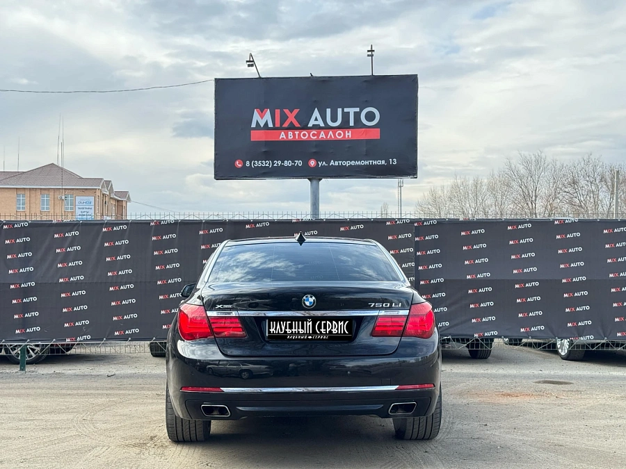 BMW 7 серии, 2014г., полный привод, автомат