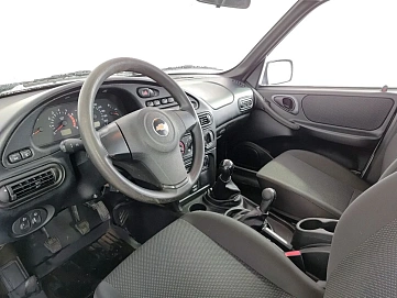 Chevrolet Niva, 2015г, полный привод, механика