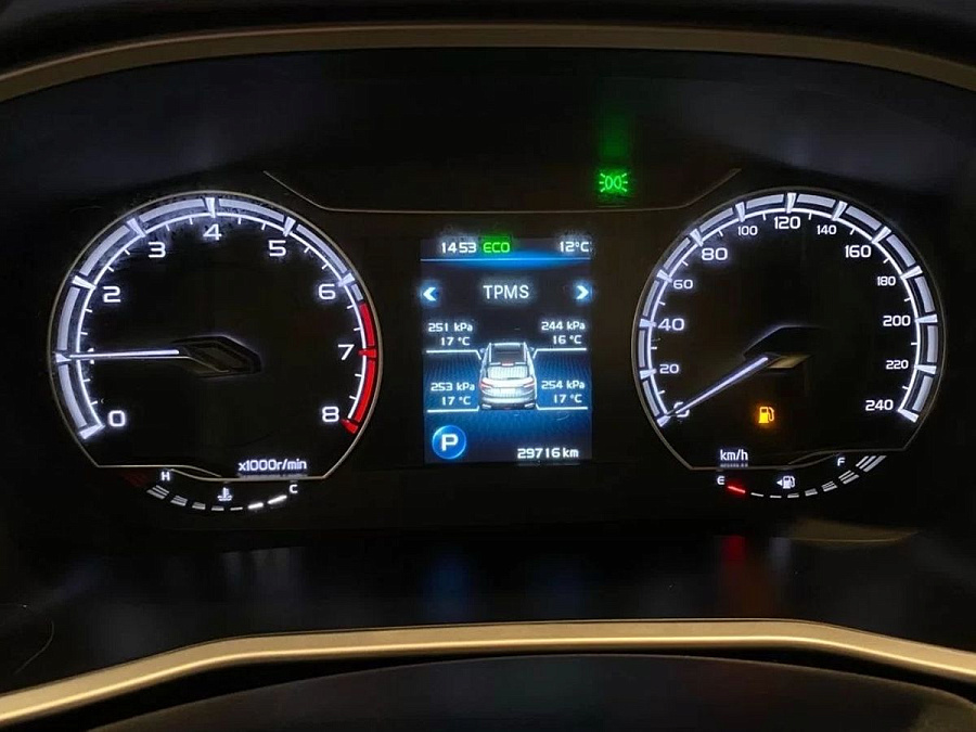 Geely , 2022г., передний привод, автомат