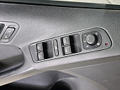Volkswagen Tiguan, 2013г., передний привод, робот