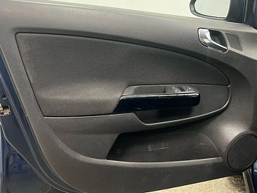 Opel Corsa, 2011г, передний привод, механика