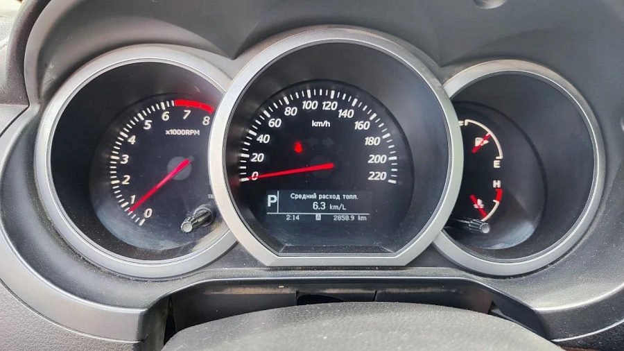 Suzuki Grand Vitara, 2010г., задний привод, автомат