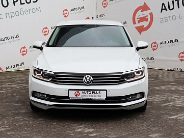 Volkswagen Passat, 2016г, передний привод, робот