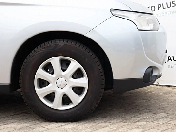Mitsubishi Outlander, 2013г, передний привод, вариатор