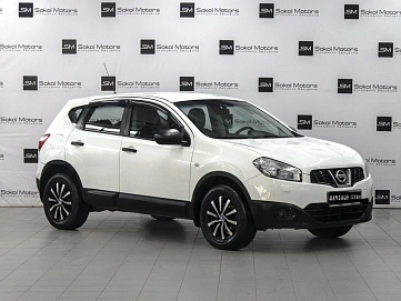 Nissan Qashqai, 2012г, передний привод, механика