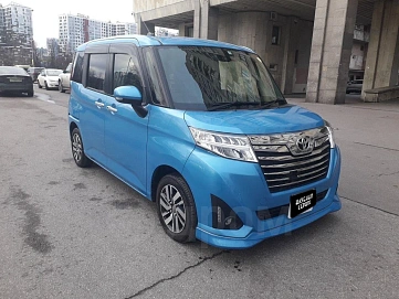 Toyota Roomy, 2017г, передний привод, вариатор