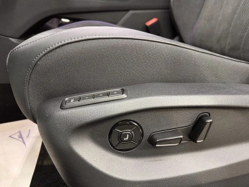 Volkswagen Tiguan, 2026г, полный привод, робот