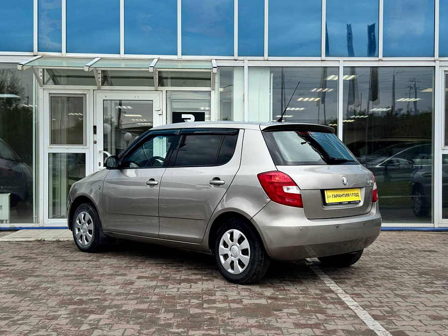 Skoda Fabia, 2009г., передний привод, механика