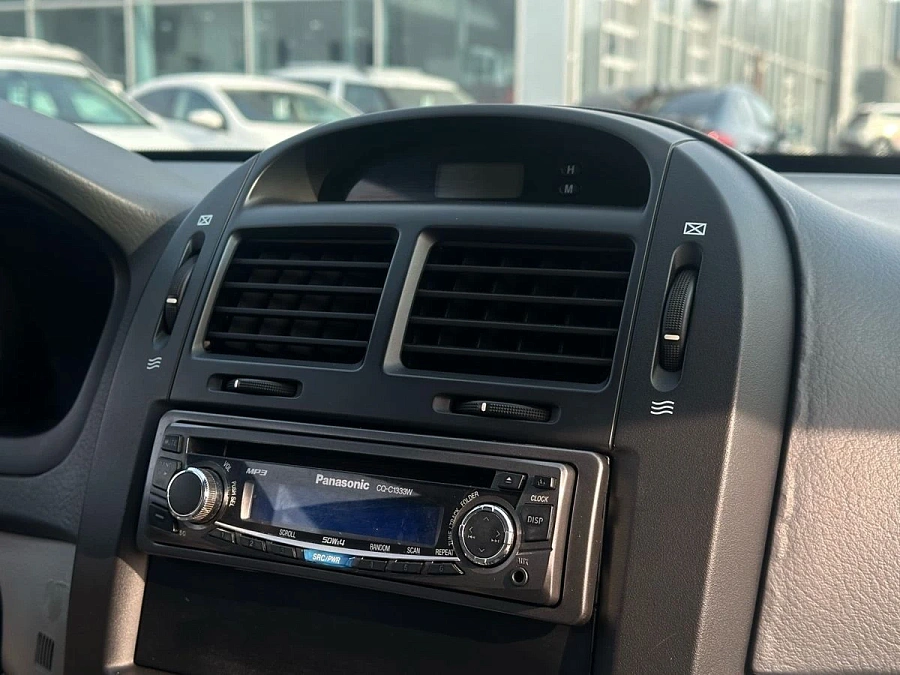 Kia Cerato, 2008г., передний привод, механика