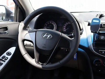 Hyundai Solaris, 2011г, передний привод, механика