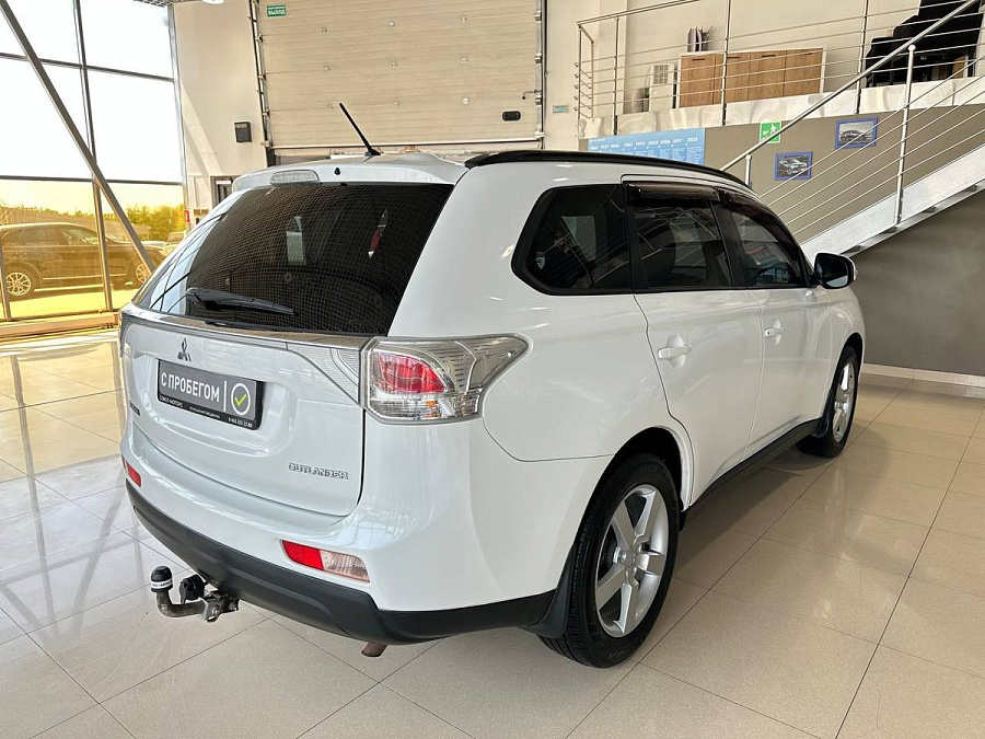 Mitsubishi Outlander, 2012г., полный привод, вариатор