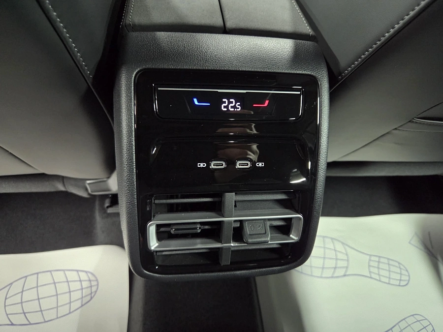 Volkswagen Tiguan, 2026г., полный привод, робот