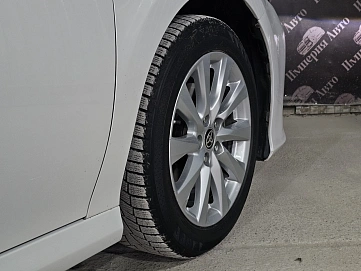 Toyota Camry, 2020г, передний привод, автомат