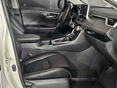 Toyota RAV4, 2019г., передний привод, вариатор