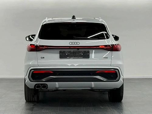Audi Q5, 2025г, полный привод, робот