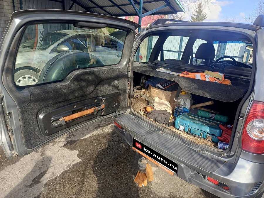 Chevrolet Niva, 2013г., полный привод, механика